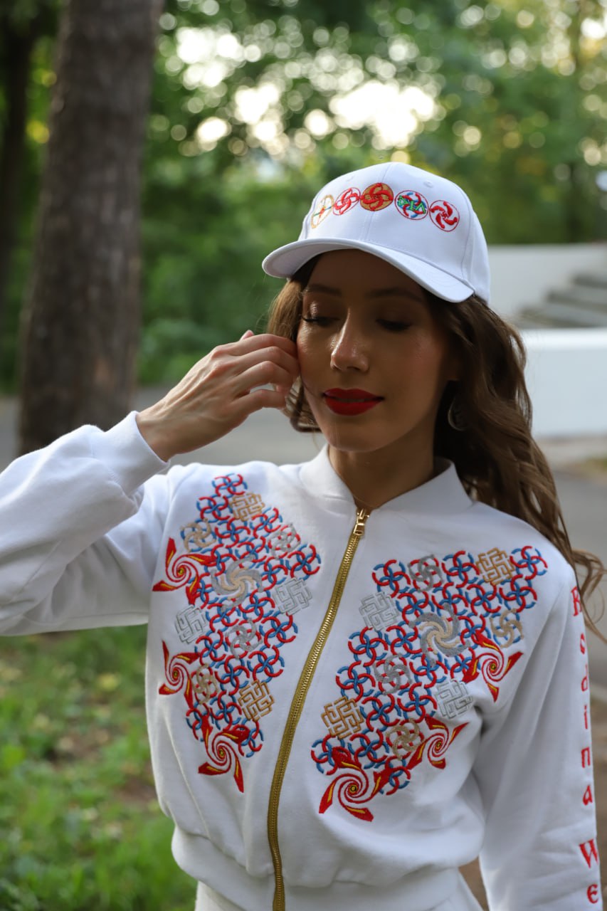 Очень женственный стильный и эффектный комплект в стиле спортшик🌹💥🔥 городской спортивный шик