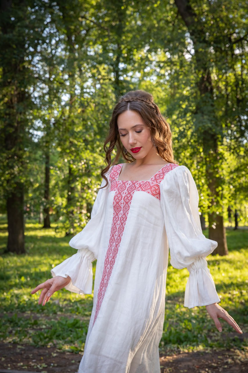 Это Платье «Рожана»